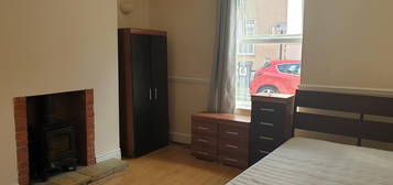 1 bedroom terraced house to rent