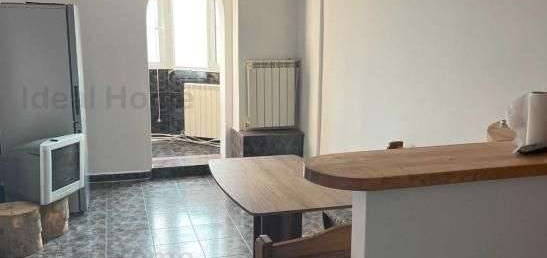 Apartament 3 camere Decomandat Nicolina - Prima Statie