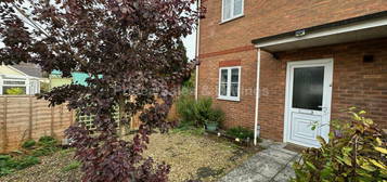 3 bedroom end of terrace house