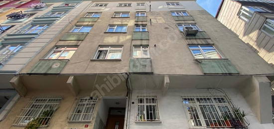 GÜVEN EMLAKTAN 2+1 ARAKAT SATILIK DAİRE