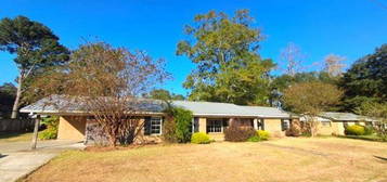 508 10th Ave Ave SE, Magee, MS 39111