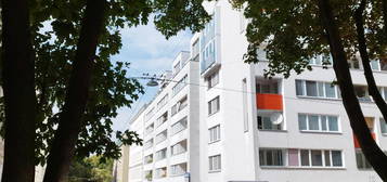 Wunderschöne 4 Zimmer Maisonettewohnung mit Balkon und Wienerwald Blick.