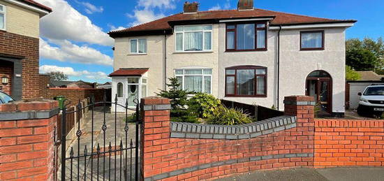 4 bedroom semi-detached house for sale