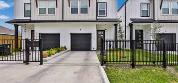 8663 Duane St Unit A, Houston, TX 77051