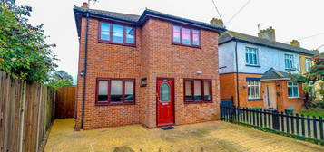 4 bedroom detached house to rent