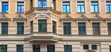 Sonnige  Gründerzeitwohnung im Waldstraßenviertel mit KfZ-Stellplatz