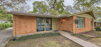 1606 Cloverleaf Dr, Austin, TX 78723