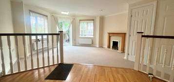 4 bedroom semi-detached house