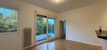 Appartement  à louer, 2 pièces, 1 chambre, 39 m²