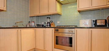 2 bed flat to rent