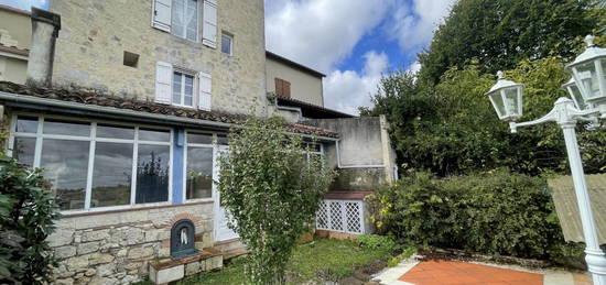 Maison de village 2 étages  à vendre, 4 pièces, 2 chambres, 147 m²