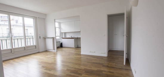 Appartement  à louer, 3 pièces, 2 chambres, 84 m²