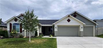 11151 W Troyer Dr, Nampa, ID 83686