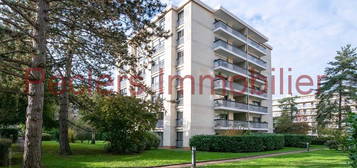 Location appartement 5 pièces 102 m²