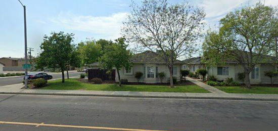 748-760 Jana Way, Hanford, CA 93230