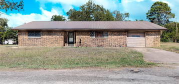 301 Pecan St, Teague, TX 75860