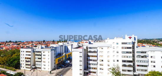 Apartamento T3 São Domingos de Rana com uma belíssima vista mar