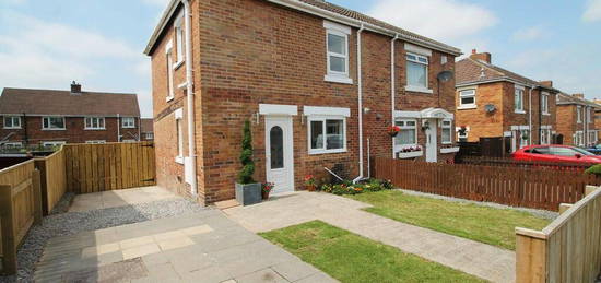 2 bedroom semi-detached house for sale