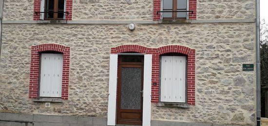 Maison à louer à Fleurat