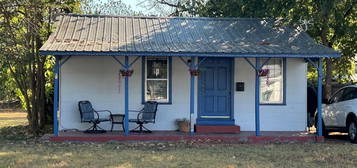 803 Hill St, Bastrop, TX 78602