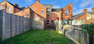 4 bed terraced house for sale