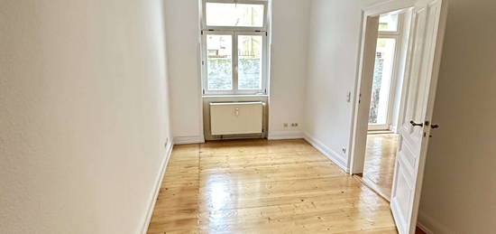 Helle 2-Zimmer Wohnung mit Terrasse