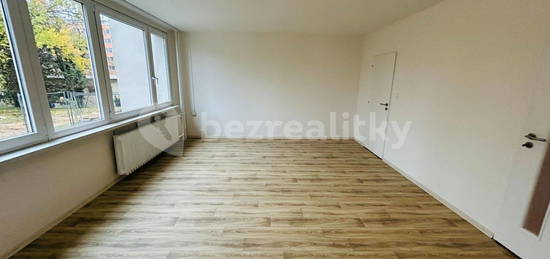 Pronájem bytu 3+1 74 m², Bergerova, Hlavní město Praha