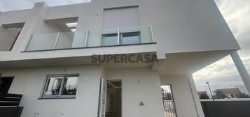 Casa / Villa T2 em Odiáxere de 115,00 m²