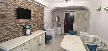 Apartament 3 camere , zona Torontalului