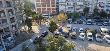 Karyaka Nergiz zban yakn park cepheli ke 2+1 satlk daire