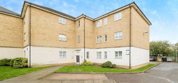 Flat for sale in Causton Square, Dagenham RM10