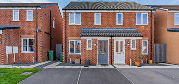 2 bedroom semi-detached house for sale