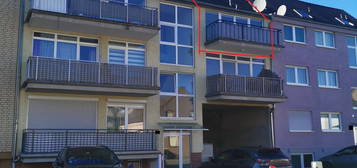 Geschmackvolle 3-Raum-Maisonette-Wohnung mit geh. Innenausstattung mit Balkon und EBK