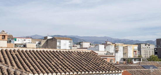 Piso en venta en Jaen, 4, Barrio de Zaidín