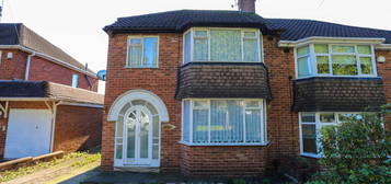 3 bedroom semi-detached house for sale