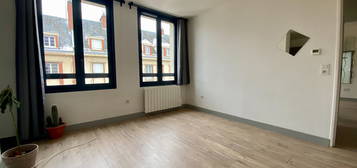 Appartement à louer, 2 pièces, 1 chambre, 40 m²