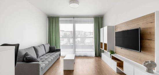 Bright New Studio • 15 min. from the city center