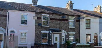 2 bedroom terraced house