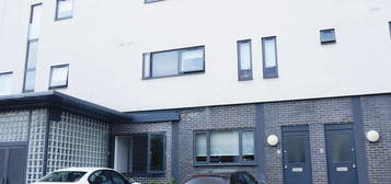 Flat to rent in Craybrooke Road, Sidcup, Kent DA14