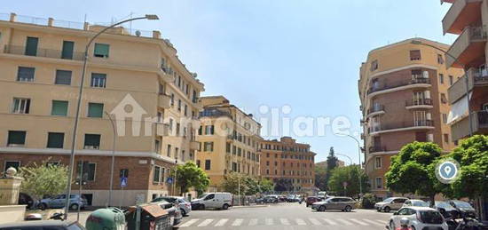 Monolocale piazza dei Re di Roma, Re di Roma, Roma