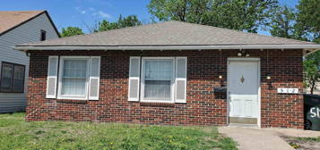 510 SW 14th St, Topeka, KS 66612