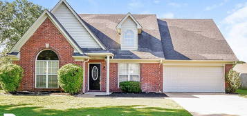 1795 Steeplechase Cv, Southaven, MS 38671