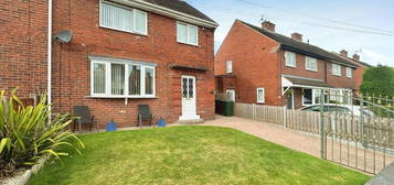 3 bedroom semi-detached house for sale