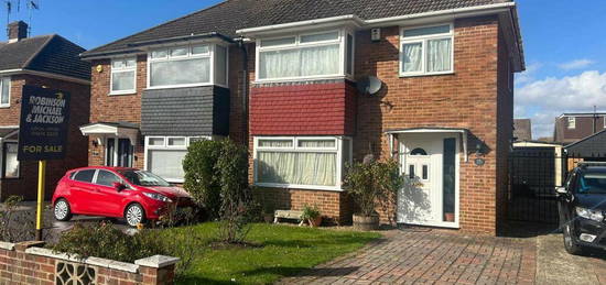 3 bedroom semi-detached house for sale