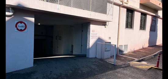 Stockage 125 m2 Cagnes sur Mer