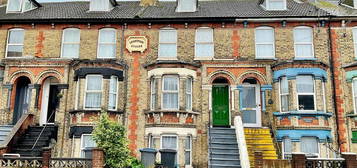 7 bedroom terraced house for sale