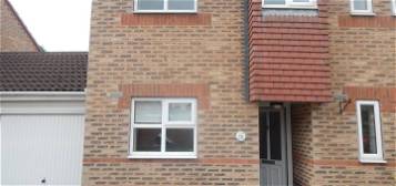 Terraced house to rent in Worthington Road, Balderton, Newark NG24
