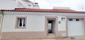 Casa T3 em Monte Real e Carvide de 129,00 m2