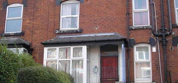 4 bedroom terraced house