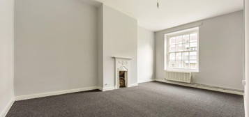 2 bed flat to rent